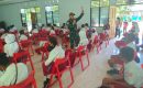 Tumbuhkan Rasa Cinta Tanah Air, TNI Ajarkan Nilai Luhur Pancasila Kepada Siswa SD di Papua