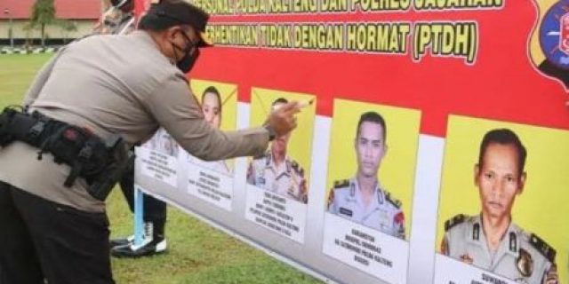 Tak Masuk Dinas dan Konsumsi Narkoba, 5 Polisi Ini Kena PTDH