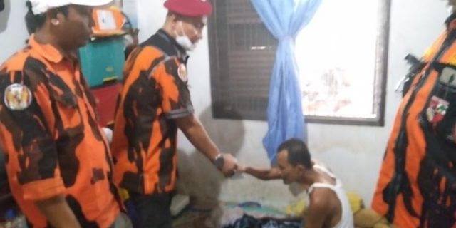 KOTI MPC PP Medan Berikan Santunan ke Anggota PP Yang Sakit