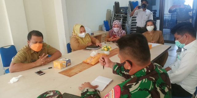 Danramil Penajam Hadiri Rapat Persiapan Percetakan Surat Suara Pilkades Serentak Tahun 2021