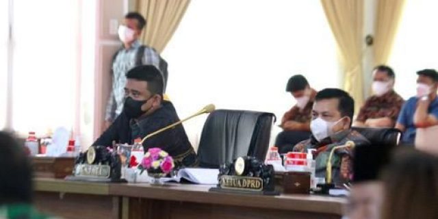 Walikota Medan Ikuti Rapat Pengendalian Tindak Lanjut Covid-19