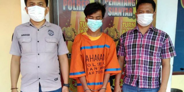 Terjatuh Saat Beraksi, Penjambret Ini Dipermak Massa