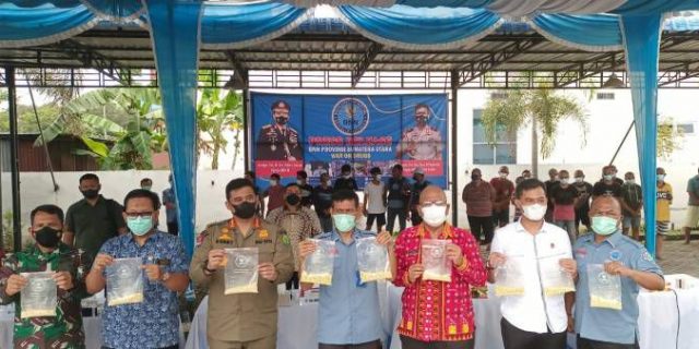 BNNP Sumut Ciduk 5 Sindikat Pengedar Narkoba dan 5000 Butir Pil Ekstasi