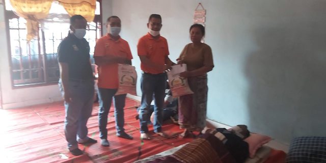 Ketua Pewarta Polrestabes Medan Melayat dan Berikan Santunan ke Rumah Alm Togang Sitorus