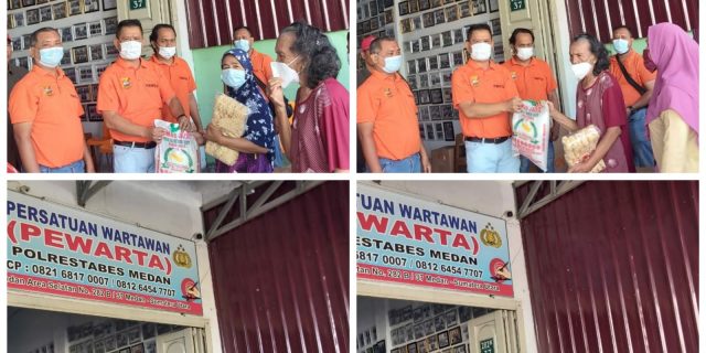 Ketua Pewarta Bantu Puluhan Kaum Duafa dan Juru Parkir