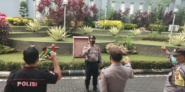 Polsek Medan Baru Lakukan Pengamanan Rapat Paripurna di Kantor DPRD