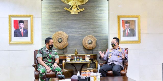 Bertemu Panglima, Kapolri Pastikan Sinergitas dan Soliditas TNI-Polri Ditingkatkan