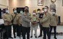 Kapolres Karawang Dapat Kejutan dari IJTI