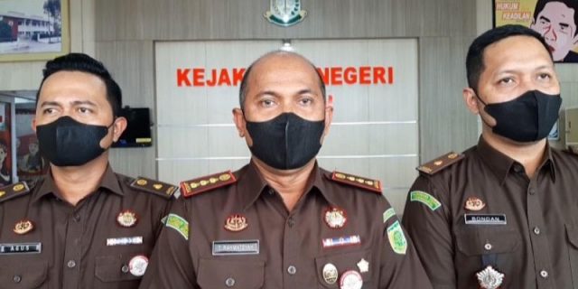 Hari Anti Korupsi Sedunia, Kejari Medan Raih Penghargaan dari KPK RI