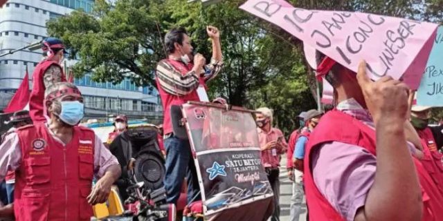 Massa Satu Betor Kecewa Tak Mendapat Respon Pemko dan DPRD Medan