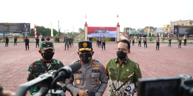 Tindaklanjuti Arahan Presiden, Kapoldasu dan Pangdam I/BB Terus Kebut Vaksinasi