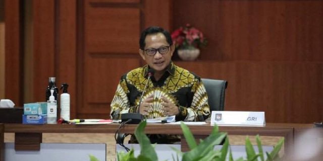 Tak Melulu Sinovac, Mendagri Minta Vaksinasi di Daerah Pakai Pfizer-Moderna