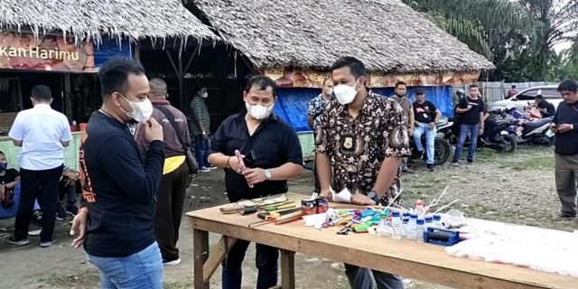 Gerebek Kampung Narkoba di Medan Tuntungan, Petugas Amankan 5 Orang Dari Lokasi