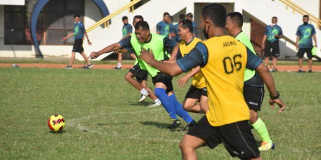 Korem 081/DSJ Gelar Olahraga Bersama