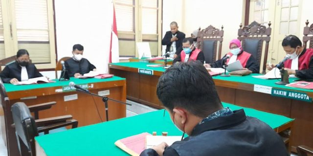 Driver Ojol Nyambi Kurir Ekstasi Diadili