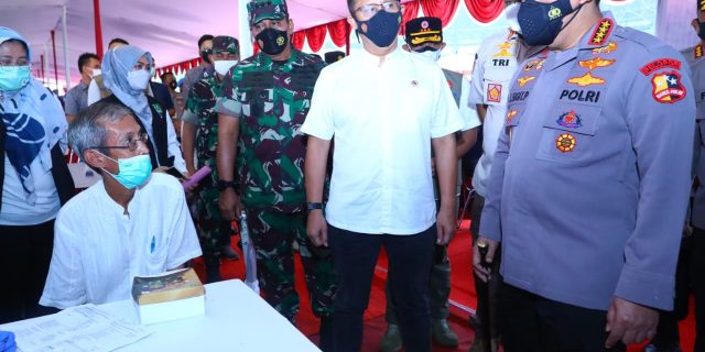 Hadapi Lonjakan Covid-19, Kapolri: Jangan Panik, Disiplin Prokes dan Lakukan Vaksinasi