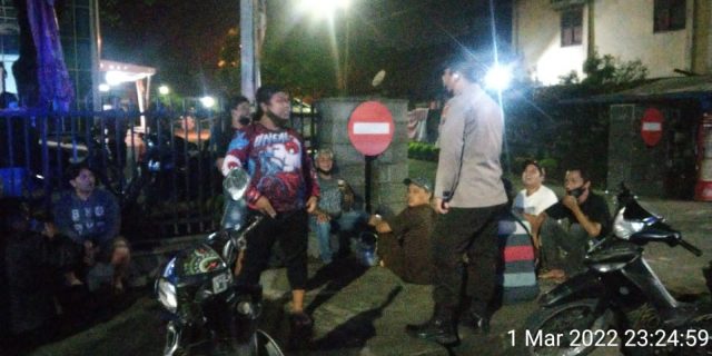 Antisipasi Gangguan Kamtibmas, Polsek Medan Baru Gelar Patroli Blue Light