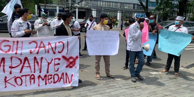 KAMMI Kembali Demo Kantor Wali Kota Medan, Aulia Rachman: Sudah Jangan Ribut-Ribut