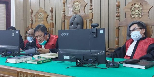 Hakim Bebaskan Oknum Polisi Terdakwa Curi Uang Narkoba, 4 Orang Divonis 8 Bulan