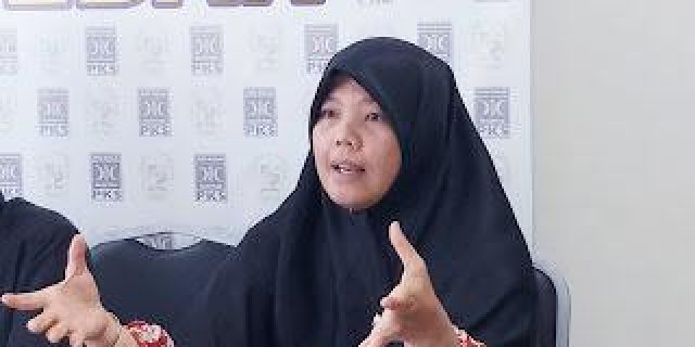 Gaji Guru Honor Minim, Pemko Medan Diminta Contoh Surabaya