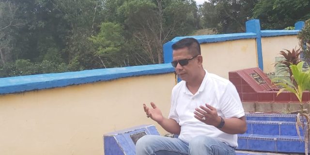 Ketua Pewarta Polrestabes Medan Ziarah ke Makam Almarhum Abang Kandungnya Sulaiman Lubis