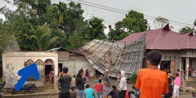 Hujan Deras dan Puting Beliung Porak-Porandakan Rumah Warga Desa Susua