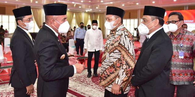 Kukuhkan Kepala Kantor Regional VI BKN Medan, Edy Rahmayadi: Tekankan Pentingnya Sinergitas
