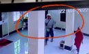 Viral Pria Dewasa Bawa Anak di Bawah Umur Curi Uang Kotak Infaq Masjid