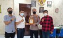 Capai Vaksinasi 70 Persen, Ketua Pewarta Berikan Penghargaan Kepada Kapolsek Deli Tua