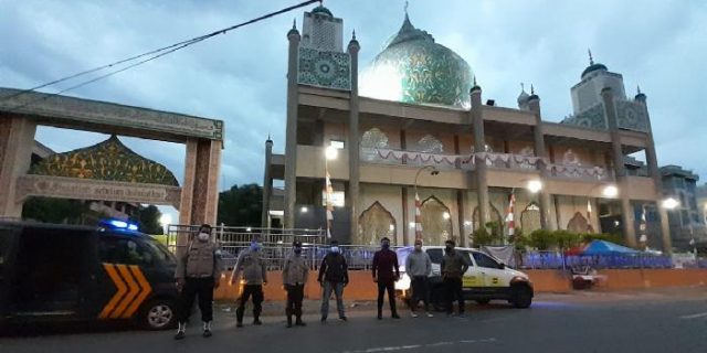 Cegah Gangguan Kamtibmas, Polsek Medan Baru Patroli Asmara Subuh