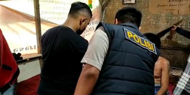 Satu Orang Diamankan Dalam Kepungan Petugas Terduga Sarang Narkoba