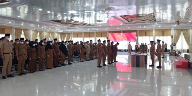 Lantik dan Serahkan SK PNS, Edy Rahmayadi Harapkan Ada Peningkatan Kinerja