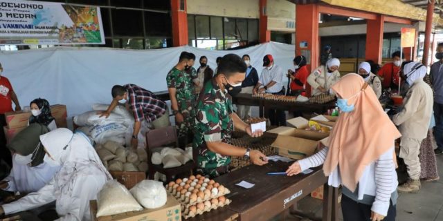 HUT TNI ke-76, Pemko Medan Gelar Pasar Murah di Ex Bandara Polonia