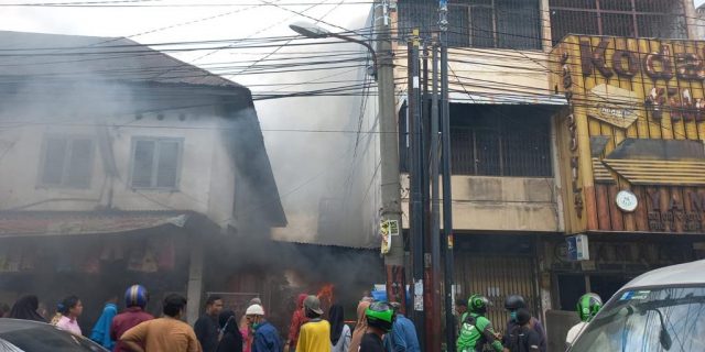 Satu Kios di Pasar Sukaramai Terbakar
