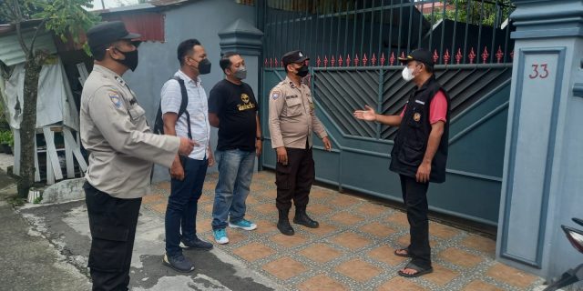 Beri Rasa Aman, Polsek Medan Baru Patroli ke Rumah Warga Yang Ditinggal Mudik Lebaran Beri Rasa Aman, Polsek Medan Baru Patroli ke Rumah Warga Yang Ditinggal Mudik Lebaran