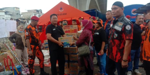 Ketua KOTI PP Kota Medan dan Ketua PAC PP Medan Area Kembali Salurkan Bantuan Kepada Korban Kebakaran