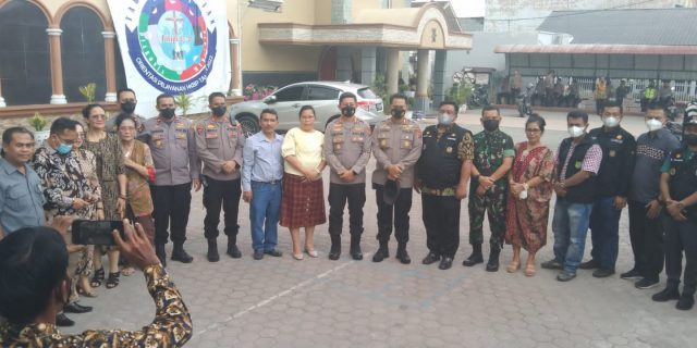 Polisi Amankan Kegiatan Ibadah di Gereja HKBP Pabrik Tenun