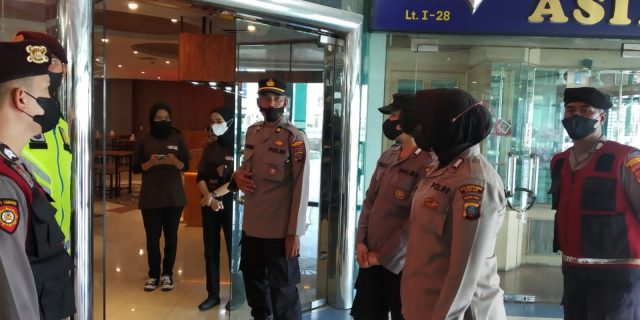 Secara Humanis, Tim Gabungan Pemko dan Polrestabes Medan Gelar Ops Yustisi