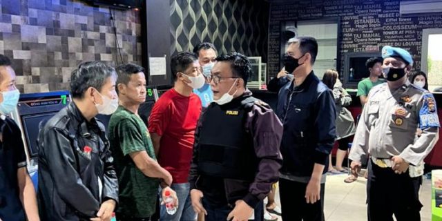 Kapoldasu Pimpin Penggerebekan Lokasi Judi di Komplek MMTC dan Asia Mega Mas