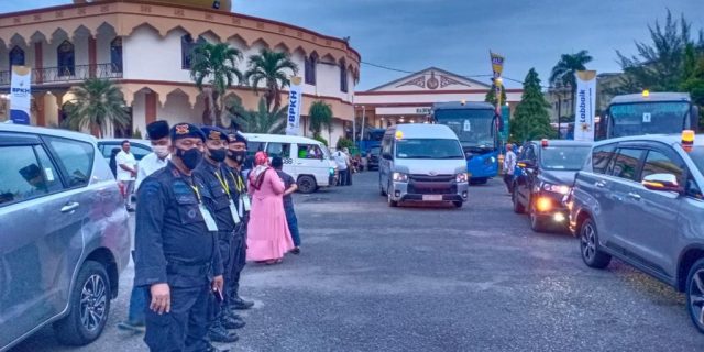 Brimob Polda Sumut Jaga Keberangkatan Haji