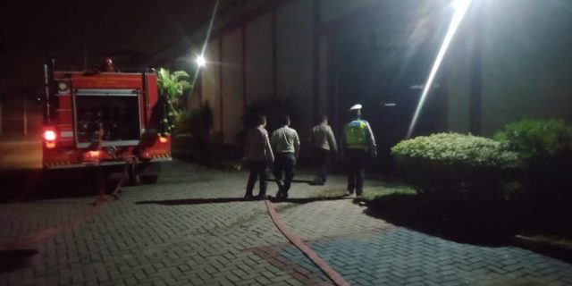 1.135 Tahanan Sempat Dievakuasi, Saat Asap Muncul di Portir Pintu Utama Rutan Tanjung Kusta