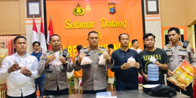 Polres Labuhanbatu Gagalkan Peredaran Narkoba Pil Ekstasi 9.206 Butir