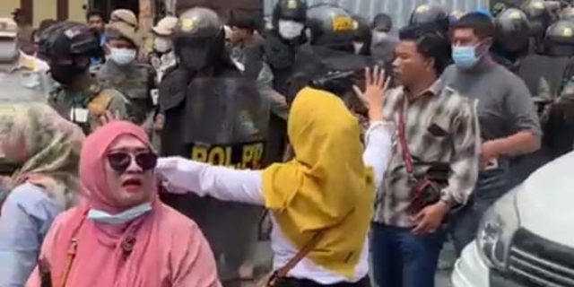 14 Tahun Almarhum Bapak Tak Digaji, Kini Giliran Rumah Digusur