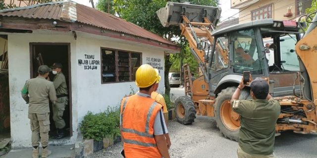 Wujudkan Medan Bebas Banjr, Satpol PP Bongkar 45 Bangunan Liar di Atas Drainase