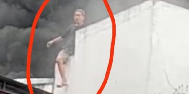 Sempat Terjebak, Dua Warga Ini Selamat Dari Kobaran Api