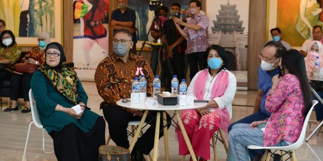 Ketum IKWI: Edukasi Kanker Payudara Perlu Dilakukan Secara Luas