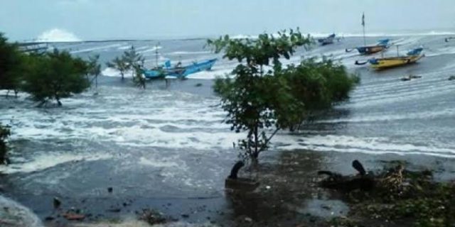 Diprediksi Ketinggian Air Capai 2,7 Meter, Dihimbau Kepada Warga Pesisir Belawan Tetap Waspada