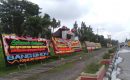 Tangkap Ratu Entok, Puluhan Karangan Bunga Terpasang Depan Mapoldasu