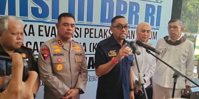 Komisi III DPR RI Anjurkan Polda Sumut Sebagai Polda Percontohan Dalam Penindakan Narkoba Komisi III DPR RI Anjurkan Polda Sumut Sebagai Polda Percontohan Dalam Penindakan Narkoba