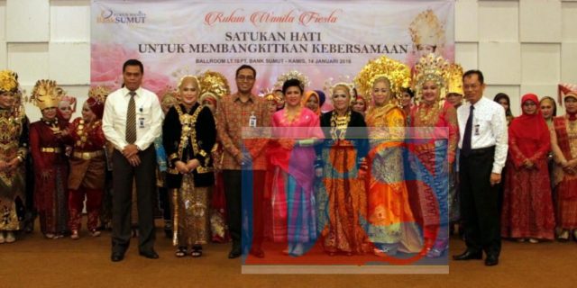 Bangun Kebersamaan, Para Istri Pegawai Bank Sumut Gelar Acara Rukun Wanita Bangun Kebersamaan, Para Istri Pegawai Bank Sumut Gelar Acara Rukun Wanita